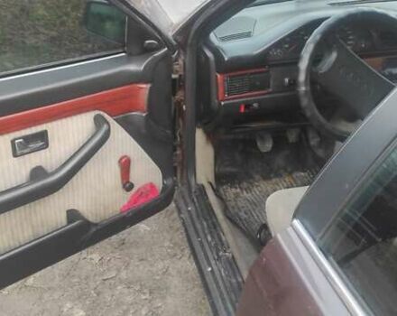 Красный Ауди 100, объемом двигателя 2 л и пробегом 280 тыс. км за 1500 $, фото 3 на Automoto.ua