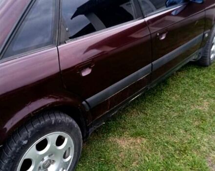 Червоний Ауді 100, об'ємом двигуна 2 л та пробігом 350 тис. км за 2300 $, фото 1 на Automoto.ua