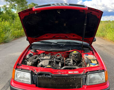 Червоний Ауді 100, об'ємом двигуна 2.3 л та пробігом 352 тис. км за 2850 $, фото 9 на Automoto.ua