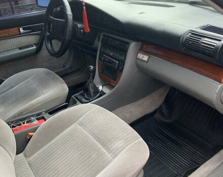 Красный Ауди 100, объемом двигателя 2.8 л и пробегом 276 тыс. км за 3000 $, фото 6 на Automoto.ua