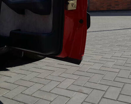 Красный Ауди 100, объемом двигателя 2 л и пробегом 250 тыс. км за 2299 $, фото 2 на Automoto.ua