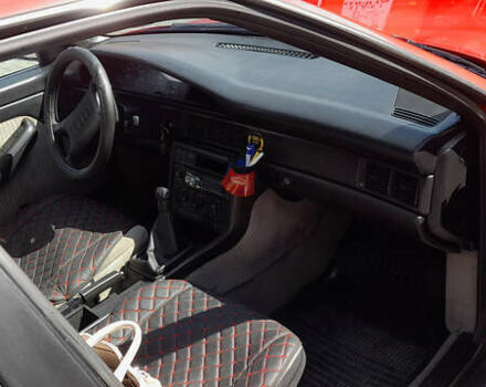 Красный Ауди 100, объемом двигателя 2 л и пробегом 250 тыс. км за 2299 $, фото 5 на Automoto.ua