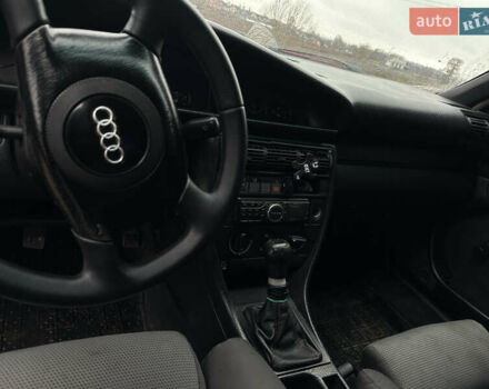 Красный Ауди 100, объемом двигателя 1.99 л и пробегом 400 тыс. км за 2400 $, фото 6 на Automoto.ua