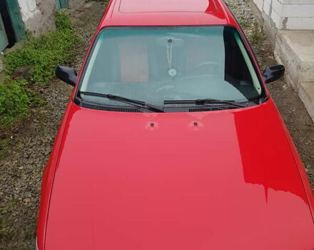 Красный Ауди 100, объемом двигателя 2 л и пробегом 405 тыс. км за 3500 $, фото 1 на Automoto.ua