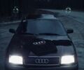 Красный Ауди 100, объемом двигателя 2 л и пробегом 300 тыс. км за 2600 $, фото 1 на Automoto.ua
