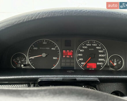 Красный Ауди 100, объемом двигателя 2.3 л и пробегом 400 тыс. км за 2300 $, фото 6 на Automoto.ua