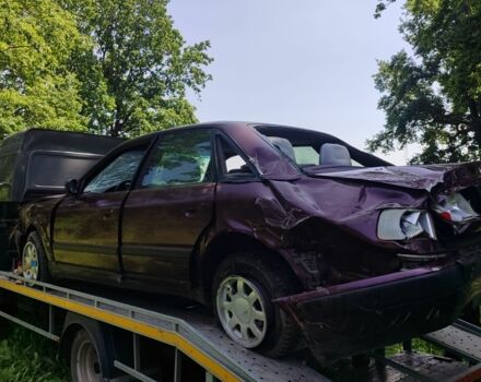 Красный Ауди 100, объемом двигателя 2.7 л и пробегом 353 тыс. км за 693 $, фото 1 на Automoto.ua