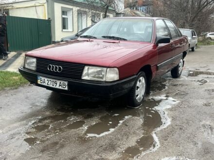 Красный Ауди 100, объемом двигателя 1.9 л и пробегом 200 тыс. км за 697 $, фото 1 на Automoto.ua
