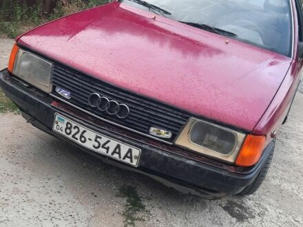Ауді 100 1984 у Дніпро (Дніпропетровську) на Automoto.ua Червоний Ауді 100, об'ємом двигуна 2 л та пробігом 1 тис. км за 1400 $, фото 1 на Automoto.ua