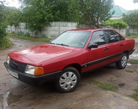 Красный Ауди 100, объемом двигателя 0 л и пробегом 300 тыс. км за 1300 $, фото 1 на Automoto.ua