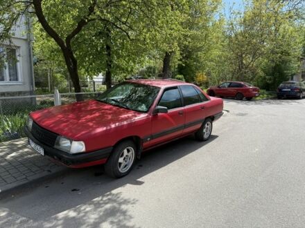 Ауди 100 1988 в Ивано-Франковске на Automoto.ua Красный Ауди 100, объемом двигателя 1.8 л и пробегом 10 тыс. км за 1200 $, фото 1 на Automoto.ua