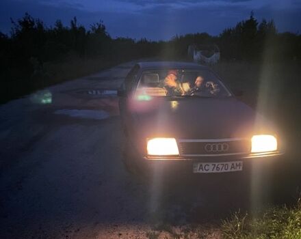 Червоний Ауді 100, об'ємом двигуна 1.8 л та пробігом 1000 тис. км за 760 $, фото 1 на Automoto.ua