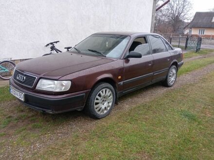 Красный Ауди 100, объемом двигателя 2 л и пробегом 400 тыс. км за 1650 $, фото 1 на Automoto.ua