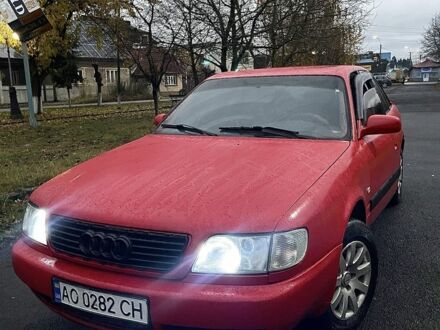 Красный Ауди 100, объемом двигателя 1.9 л и пробегом 300 тыс. км за 1800 $, фото 1 на Automoto.ua