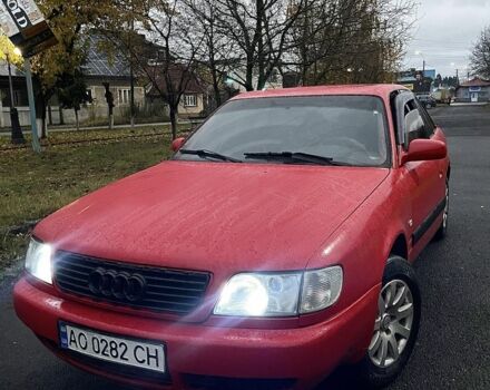Красный Ауди 100, объемом двигателя 1.9 л и пробегом 300 тыс. км за 1800 $, фото 1 на Automoto.ua