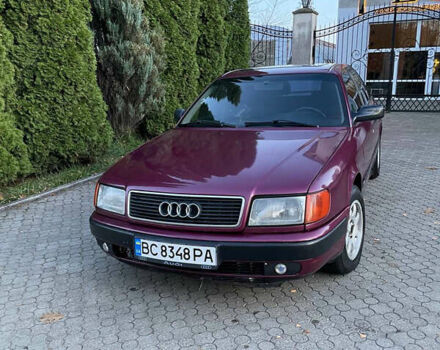Красный Ауди 100, объемом двигателя 2.3 л и пробегом 450 тыс. км за 2500 $, фото 1 на Automoto.ua