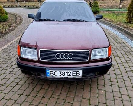 Красный Ауди 100, объемом двигателя 2 л и пробегом 300 тыс. км за 2000 $, фото 1 на Automoto.ua