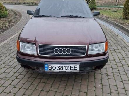 Красный Ауди 100, объемом двигателя 1.98 л и пробегом 300 тыс. км за 2000 $, фото 1 на Automoto.ua
