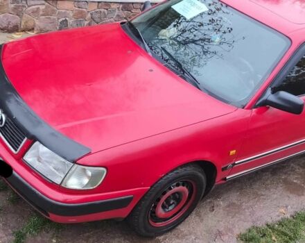 Красный Ауди 100, объемом двигателя 2.3 л и пробегом 400 тыс. км за 2500 $, фото 1 на Automoto.ua