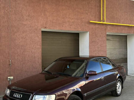 Ауді 100 1993 у Львові на Automoto.ua Червоний Ауді 100, об'ємом двигуна 2.77 л та пробігом 200 тис. км за 2999 $, фото 1 на Automoto.ua