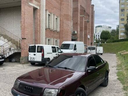 Красный Ауди 100, объемом двигателя 2.6 л и пробегом 350 тыс. км за 2800 $, фото 1 на Automoto.ua