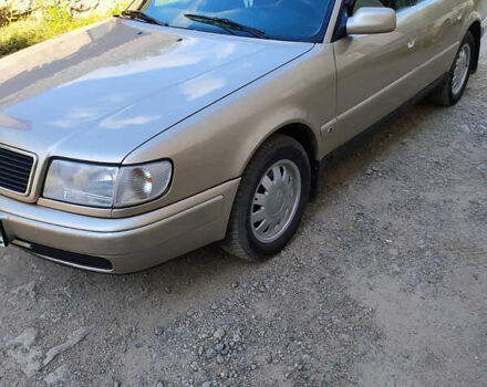 Ауді 100, об'ємом двигуна 2 л та пробігом 300 тис. км за 2700 $, фото 1 на Automoto.ua