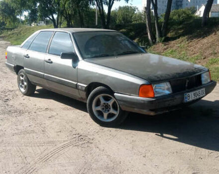 Ауді 100, об'ємом двигуна 1.8 л та пробігом 300 тис. км за 1200 $, фото 1 на Automoto.ua