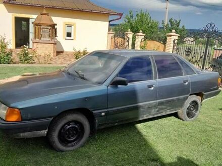 Ауди 100 1989 в Черновцах на Automoto.ua Ауди 100, объемом двигателя 1.8 л и пробегом 270 тыс. км за 1500 $, фото 1 на Automoto.ua