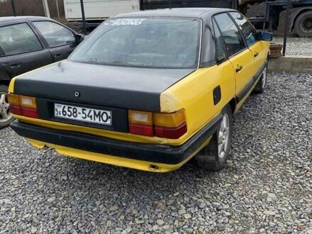 Ауди 100 1983 в Кицмане на Automoto.ua Желтый Ауди 100, объемом двигателя 1.8 л и пробегом 400 тыс. км за 700 $, фото 1 на Automoto.ua