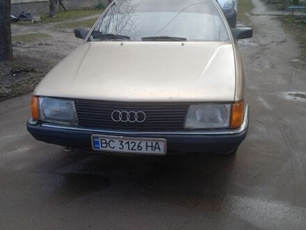 Ауди 100 1988 в Сокале на Automoto.ua Желтый Ауди 100, объемом двигателя 2 л и пробегом 300 тыс. км за 1600 $, фото 1 на Automoto.ua
