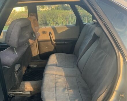 Серый Ауди 100, объемом двигателя 2.2 л и пробегом 40 тыс. км за 706 $, фото 3 на Automoto.ua