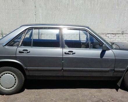 Серый Ауди 100, объемом двигателя 2.2 л и пробегом 354 тыс. км за 1200 $, фото 4 на Automoto.ua