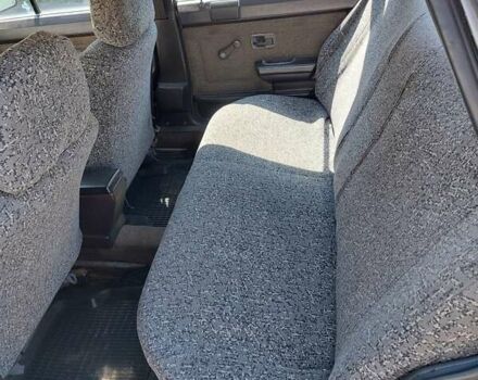 Серый Ауди 100, объемом двигателя 2.1 л и пробегом 348 тыс. км за 1212 $, фото 11 на Automoto.ua