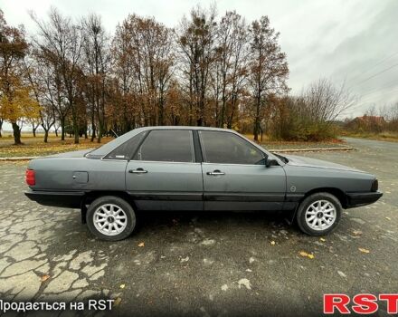 Серый Ауди 100, объемом двигателя 1.8 л и пробегом 338 тыс. км за 1000 $, фото 2 на Automoto.ua