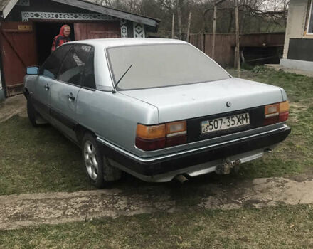 Сірий Ауді 100, об'ємом двигуна 1.8 л та пробігом 200 тис. км за 1100 $, фото 3 на Automoto.ua
