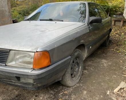 Серый Ауди 100, объемом двигателя 2.2 л и пробегом 307 тыс. км за 1600 $, фото 3 на Automoto.ua