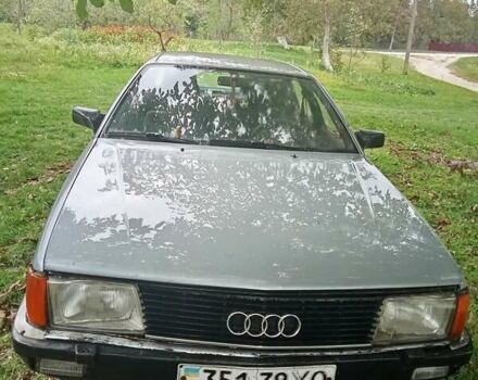 Серый Ауди 100, объемом двигателя 1.8 л и пробегом 125 тыс. км за 834 $, фото 3 на Automoto.ua