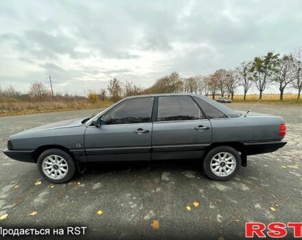 Серый Ауди 100, объемом двигателя 1.8 л и пробегом 338 тыс. км за 1000 $, фото 3 на Automoto.ua