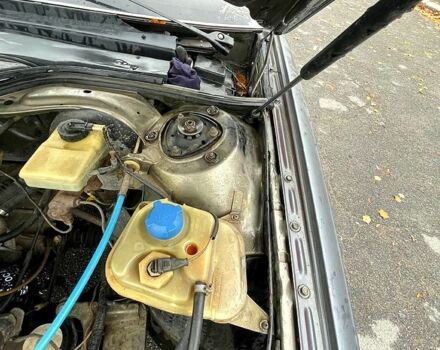 Серый Ауди 100, объемом двигателя 1.8 л и пробегом 338 тыс. км за 1000 $, фото 6 на Automoto.ua