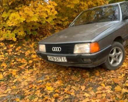 Серый Ауди 100, объемом двигателя 1.8 л и пробегом 50 тыс. км за 1100 $, фото 1 на Automoto.ua