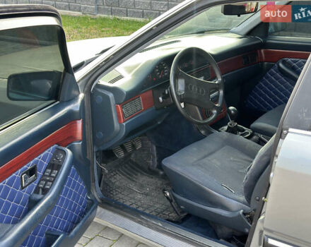 Серый Ауди 100, объемом двигателя 1.8 л и пробегом 380 тыс. км за 1950 $, фото 5 на Automoto.ua