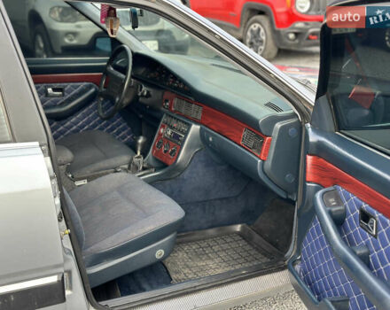 Серый Ауди 100, объемом двигателя 1.76 л и пробегом 380 тыс. км за 2150 $, фото 8 на Automoto.ua
