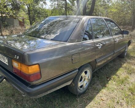 Сірий Ауді 100, об'ємом двигуна 2 л та пробігом 164 тис. км за 1500 $, фото 1 на Automoto.ua