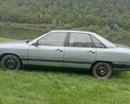 Серый Ауди 100, объемом двигателя 1.8 л и пробегом 306 тыс. км за 800 $, фото 1 на Automoto.ua