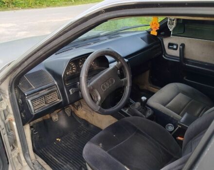 Серый Ауди 100, объемом двигателя 2 л и пробегом 300 тыс. км за 1000 $, фото 4 на Automoto.ua