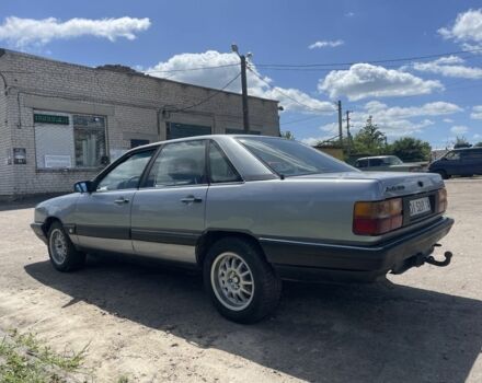 Серый Ауди 100, объемом двигателя 2.1 л и пробегом 300 тыс. км за 979 $, фото 2 на Automoto.ua