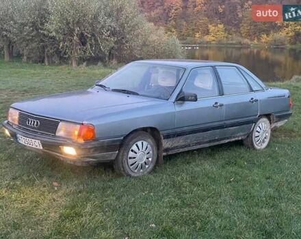 Серый Ауди 100, объемом двигателя 1.8 л и пробегом 306 тыс. км за 1100 $, фото 1 на Automoto.ua