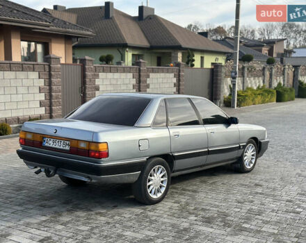 Серый Ауди 100, объемом двигателя 1.8 л и пробегом 380 тыс. км за 1950 $, фото 4 на Automoto.ua