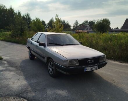 Серый Ауди 100, объемом двигателя 2 л и пробегом 300 тыс. км за 1000 $, фото 3 на Automoto.ua