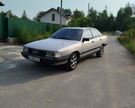 Серый Ауди 100, объемом двигателя 2 л и пробегом 300 тыс. км за 1000 $, фото 1 на Automoto.ua
